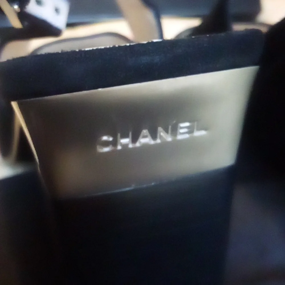 Chanel Cambon sling back shoes 37.5 = 7.5 USA black w/ blk patent toe - Picture 12 of 16